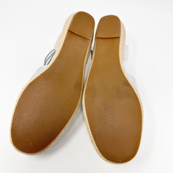 David Tate Womens Silver Leather Elastic Accent Slip on Flat Size 9.5 Wide - Picture 8 of 10